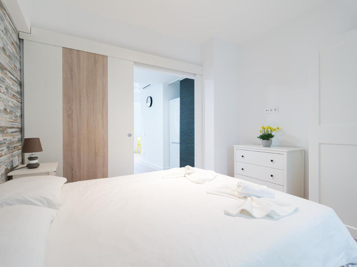Loft - Side Sea Views - Aircon & Wifi Apartment Las Palmas de Gran Canaria Bagian luar foto