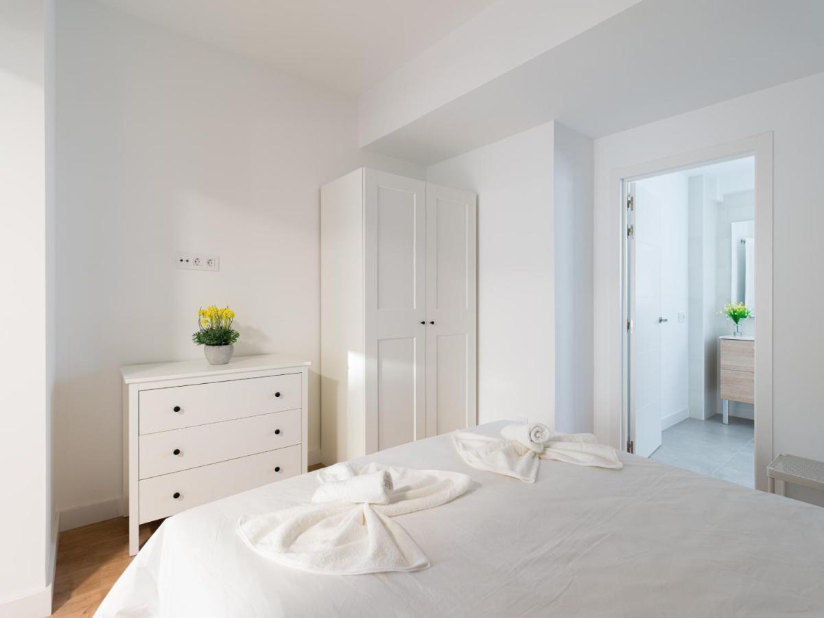 Loft - Side Sea Views - Aircon & Wifi Apartment Las Palmas de Gran Canaria Bagian luar foto